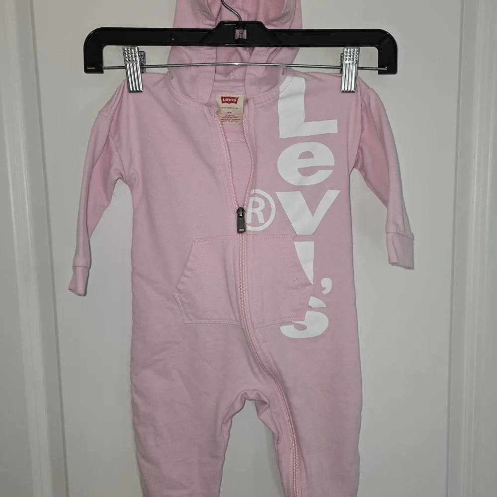 Levi's Baby Pink 18M One Piece Sweatsuit Soft Cotton Blend Onesie Sweet Feminine